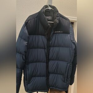 Eddie Bauer Men's Navy and Black Puffer Jacket